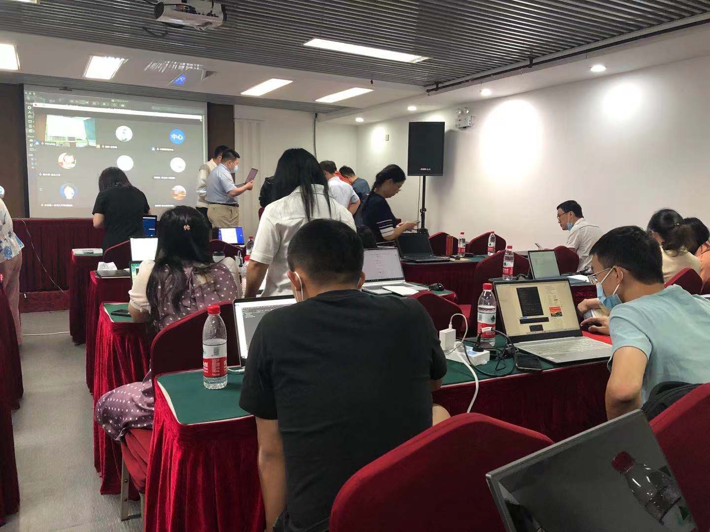 医学影像组学人工智能应用案例实践培训班